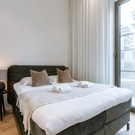 Huswell - Seafront With Stunning Views Apartment Ostend