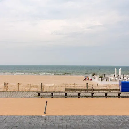 Huswell - Seafront With Stunning Views Apartment
